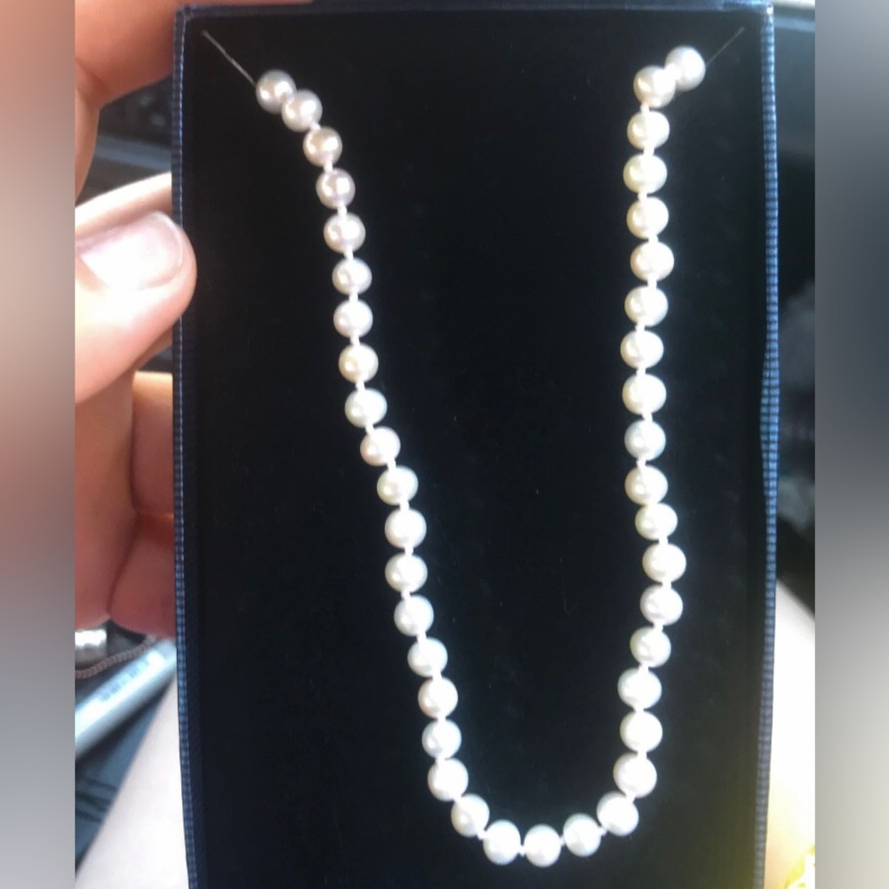 Cultivated freshwater pearl necklace 1980’s